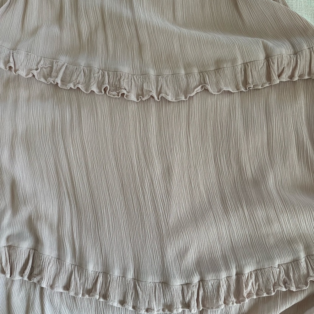 EXPRESS Blush/Pink Ruffled Off-Shoulder Romantic Tiered Maxi Dress Smocked - Picture 5 of 7